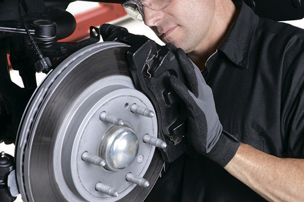 Brake Pad Catalog: Issue 7 (13.9 MB)