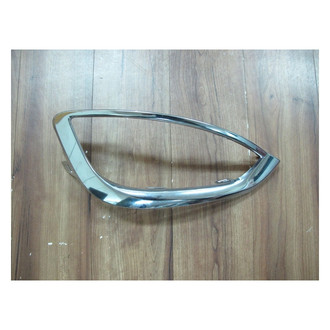 Alzare® - Front Passenger Side Fog Light Bezel (Standard Line)