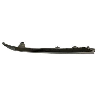 Alzare® - Passenger Side Grille Molding Extension (Standard Line)