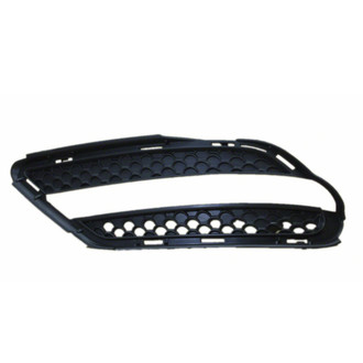 Alzare® - Front Fog Light Bezel