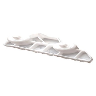 Alzare® NI1043122 - Front Lower Passenger Side Bumper Cover Bracket (Standard Line)