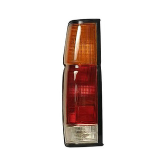 Alzare® NI2800103 - Driver Side Replacement Tail Light (Standard Line)