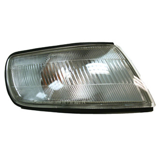 Alzare® - Passenger Side Replacement Turn Signal/Parking Light (Standard Line)