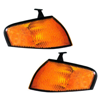 Alzare® - Driver Side Replacement Turn Signal/Corner Light Set (Standard Line)