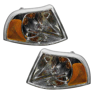 Alzare® - Driver Side Replacement Turn Signal/Corner Light Set (Standard Line)
