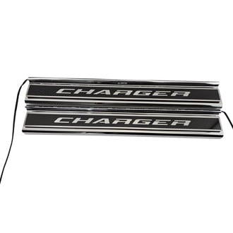 ACC® - Non-Illuminated Polished/Carbon Fiber Front Door Sills with Charger Logo