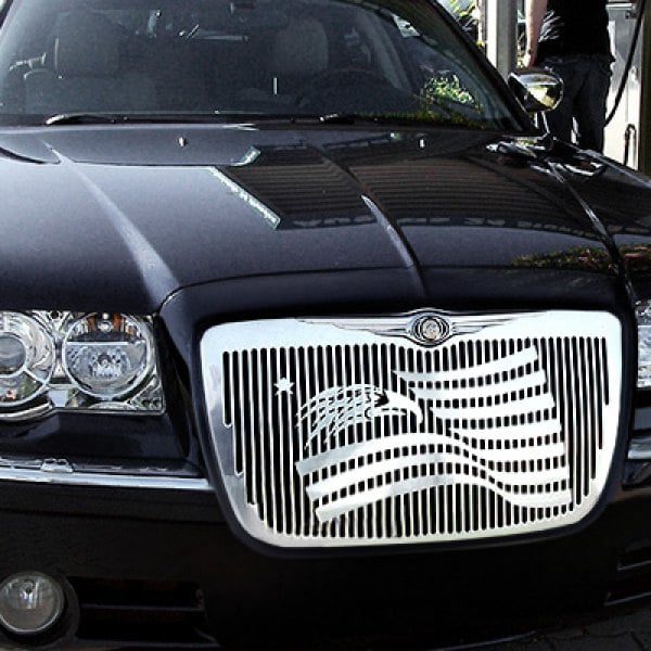APG® - Symbolic Grille on Chrysler 300