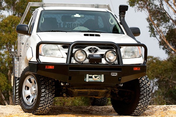ARB® - Commercial Full Width Front HD Black Powder Coated Bumper 