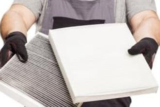 Engine Air Filter vs Cabin Air Filter: What’s The Difference?