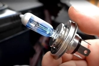 FAQ: How to Select the Correct Replacement Headlight Bulbs