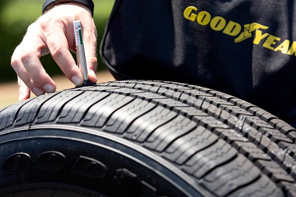 How Much Mileage Should I Expect To Get From A Set Of Tires?