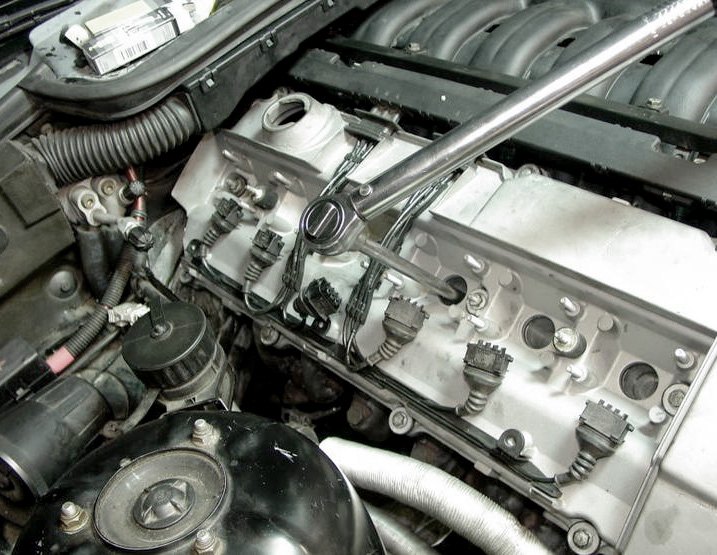 Spark Plugs Replacement