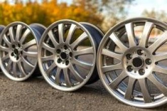 Square vs. Staggered: Which Wheel Setup is Right for Your Ride