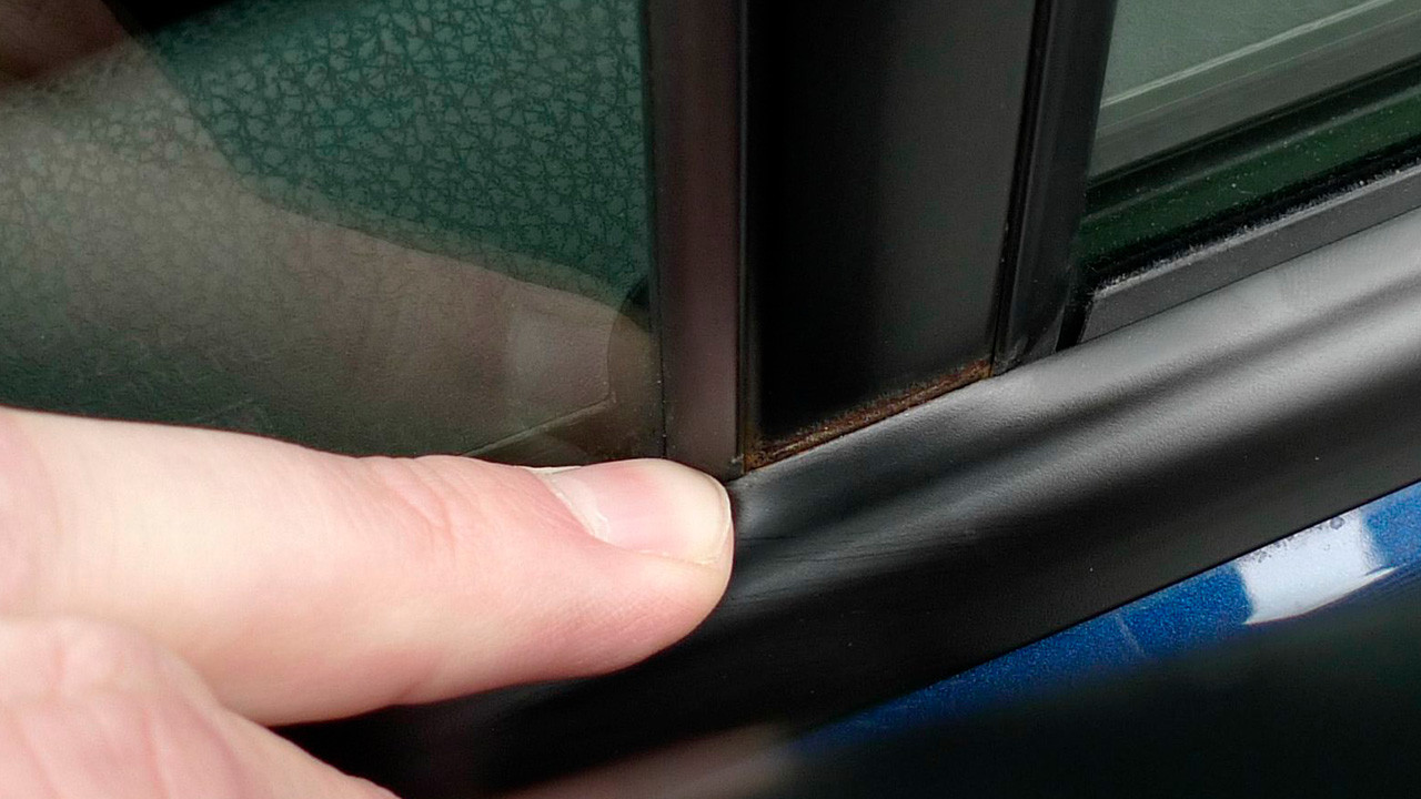 The Top 5 Reasons To Replace Your Window Seals