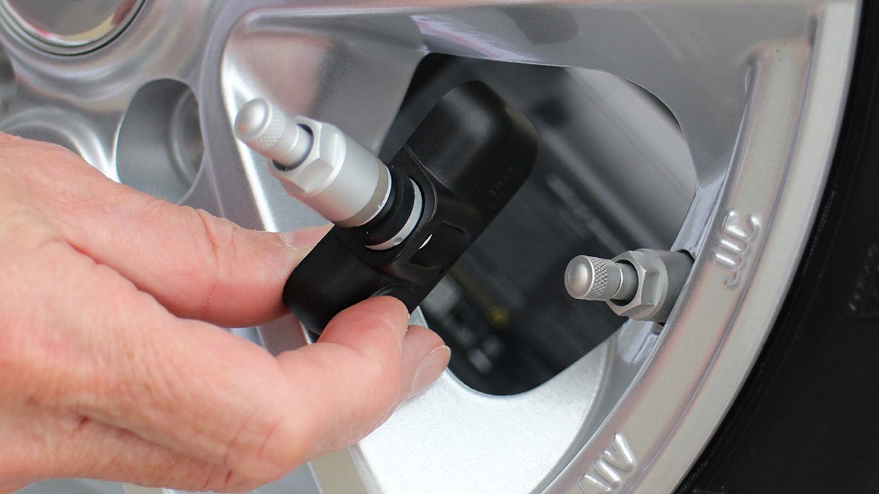 Two Sets of Wheels? Get Two Sets of TPMS Sensors!
