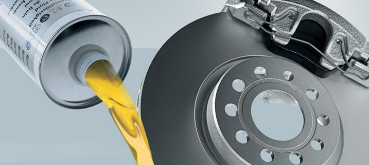 brake-fluid-flush-why-it-is-important-and-how-you-can-do-it-yourself