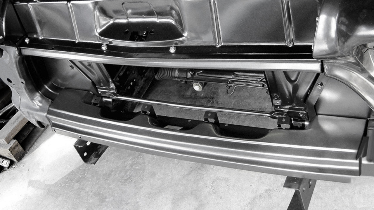 You Never Thought About a Header Panel, But Here Are 4 Reasons to Replace One