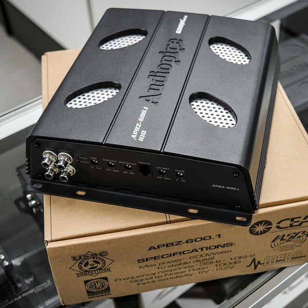 Audiopipe® - Apcle Series Class Amplifier