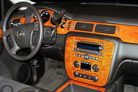 B&I Dash Kit Cherry on Chevy Avalanche