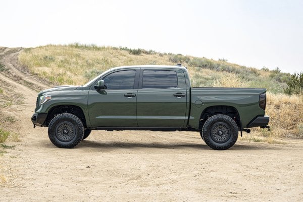 BLACK RHINO® BARRICADE Wheels - Od Green with Black Rock