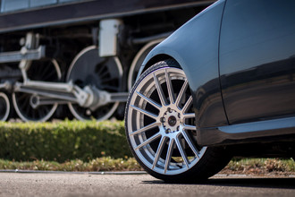 BD-4 Silver Polished Face on Lexus LS