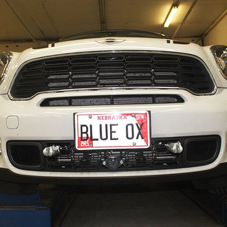 Blue Ox® - Base Plate Kit with Removable Attachment Tabs