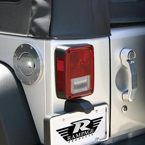 Rampage® - Locking Polished Fuel Door