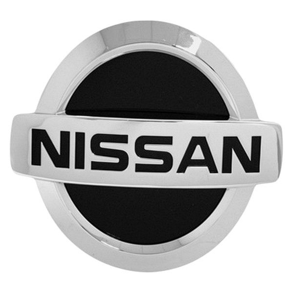Bully® - Chrome Hitch Cover with Nissan Logo