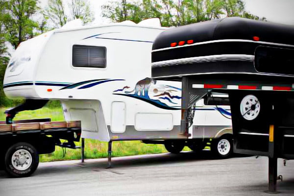 EazLift Towing Accesories Catalog (8.1 Mb)