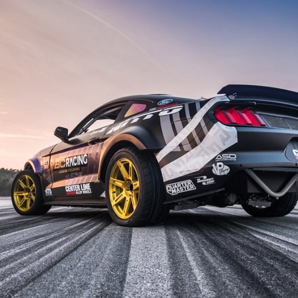 CENTER LINE® - SM 1 Custom Yellow Ford Mustang