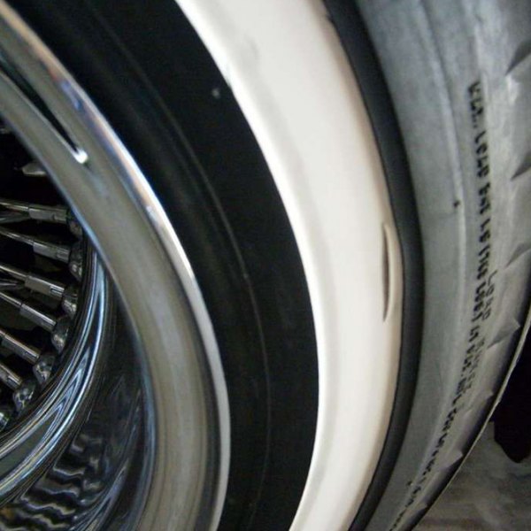COKER® - Tires and Wire Wheels Close-Up