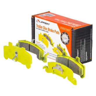 CURT® - Disc Brake Pads