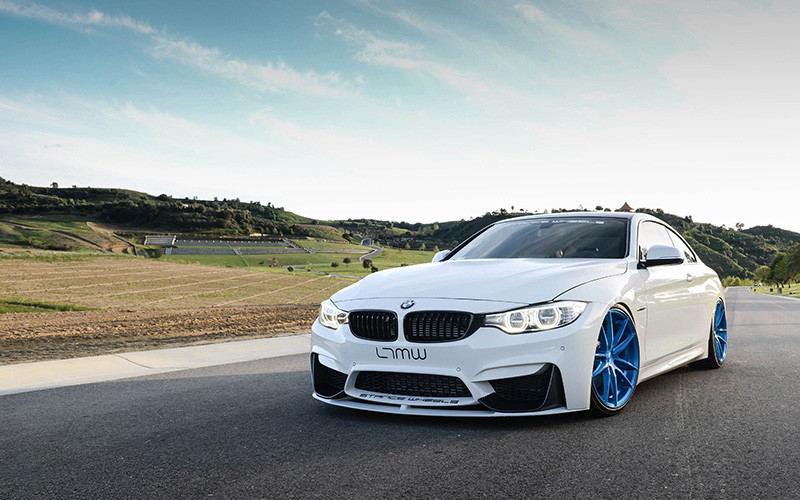 Delinte Tire On BMW