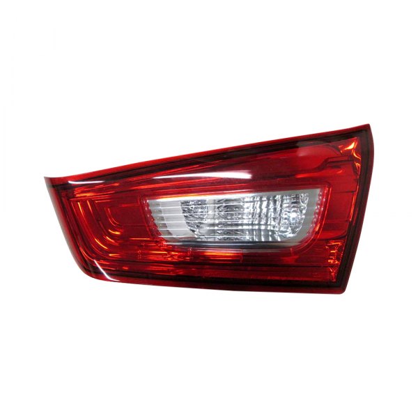 Depo® - Passenger Side Inner Replacement Tail Light, Mitsubishi Outlander Sport