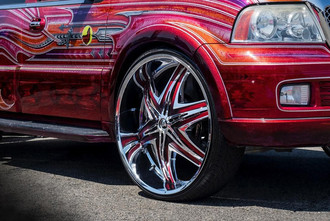 Elite Chrome Red Inserts on GMC