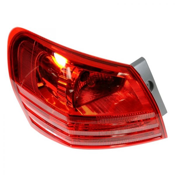 DIY Solutions® - Driver Side Outer Replacement Tail Light, Nissan Rogue