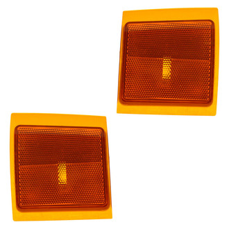 DIY Solutions® - Driver and Passenger Side Lower Replacement Turn Signal/Corner Lights