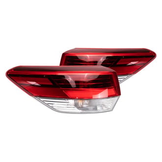 DIY Solutions® - Driver and Passenger Side Outer Replacement Tail Lights
