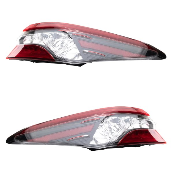 DIY Solutions® - Driver and Passenger Side Outer Replacement Tail Lights