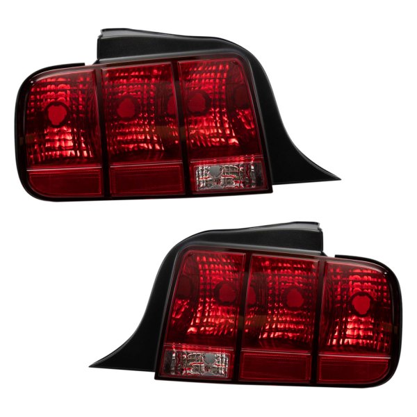 DIY Solutions® - Driver and Passenger Side Replacement Tail Lights