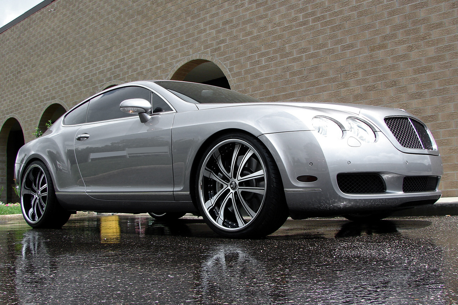 C-15 on Bentley GT