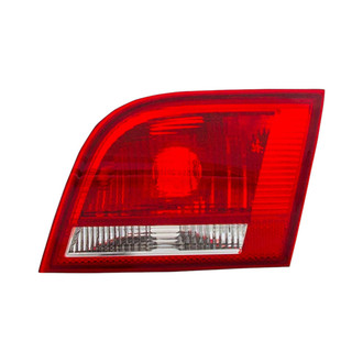 Eagle Eyes® - Passenger Side Inner Replacement Tail Light (Standard Line)