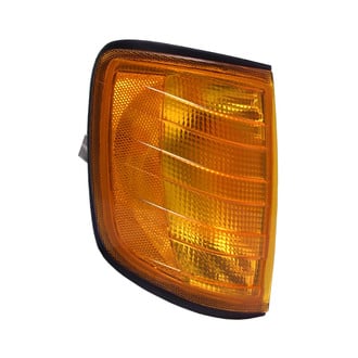 Eagle Eyes® - Passenger Side Replacement Turn Signal/Corner Light (Standard Line)
