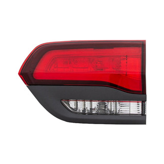 Eagle Eyes® - Passenger Side Inner Replacement Tail Light (Standard Line)