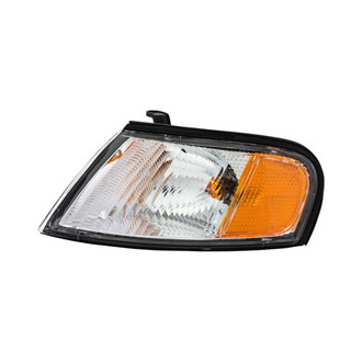 Eagle Eyes® - Driver Side Replacement Turn Signal/Corner Light (Standard Line)