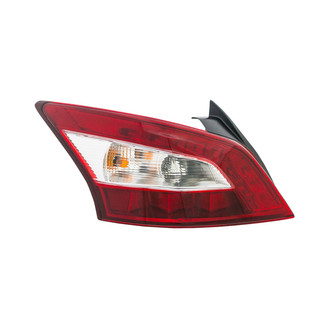 Eagle Eyes® - Replacement Tail Light (Standard Line)