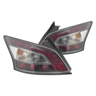 Eagle Eyes® - Replacement Tail Light (Standard Line)