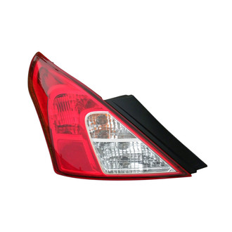 Eagle Eyes® - Driver Side Outer Replacement Tail Light (Standard Line)