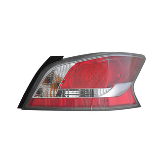 Eagle Eyes® - Passenger Side Replacement Tail Light (Standard Line)
