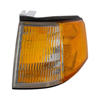 Eagle Eyes® - Driver Side Outer Replacement Turn Signal/Corner Light (Standard Line)